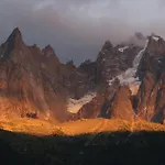 Alpine Escape Mont Blanc At Your Window * Chamonix Mont Blanc
